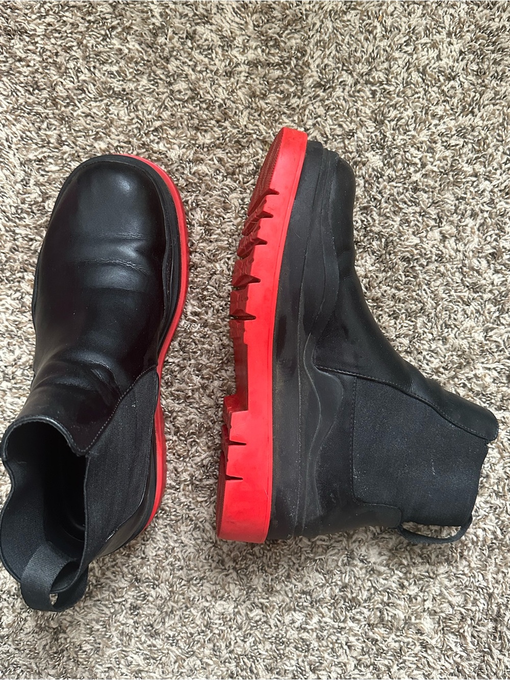 Steve Madden Black Chukka Boots with Red Lug Sole